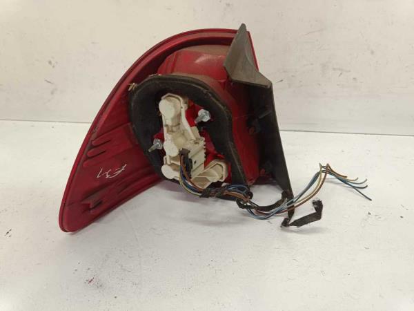 FEU ARRIERE DROIT BMW SERIE 3 E91 BREAK 2004-2008 - Vue 2